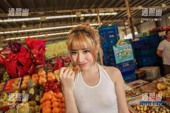 AISS爱丝(黄金版) - 不一样的运动，亚美依全套写真带来新视界。