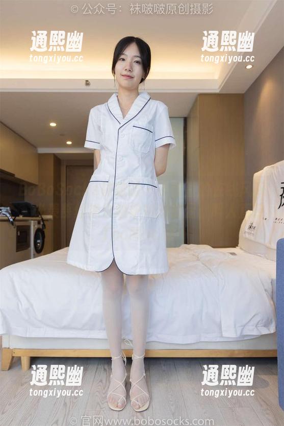 BoBoSocks袜啵啵-小甜豆 BoBoSocks袜啵啵 - 小甜豆的在线风采,光羡慕丝袜也嫉妒她的裸足,叫人直呼TooMuch!
