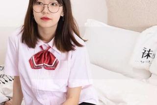 BoBoSocks袜啵啵 – 难以抵挡的诱惑，稚予私拍中的白丝大腿袜，让人心痒痒