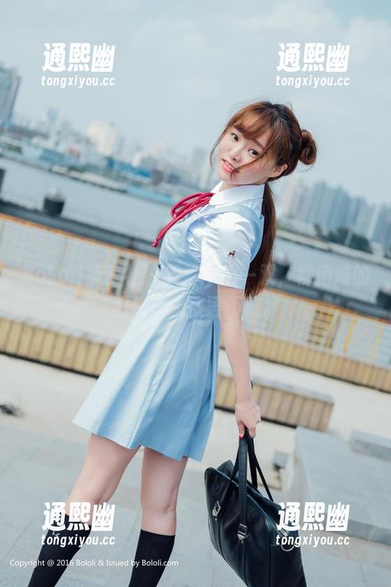 BoLoli菠萝社-柳侑绮 BoLoli菠萝社 - 美脚不止一双,柳侑绮的图集让我欲罢不能。