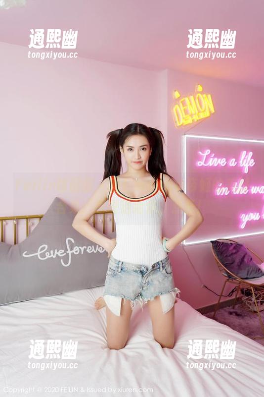 Feilin嗲囡囡-waya小帝姬 Feilin嗲囡囡 - 看!waya小帝姬的美脚合集:原图送给你,点开!