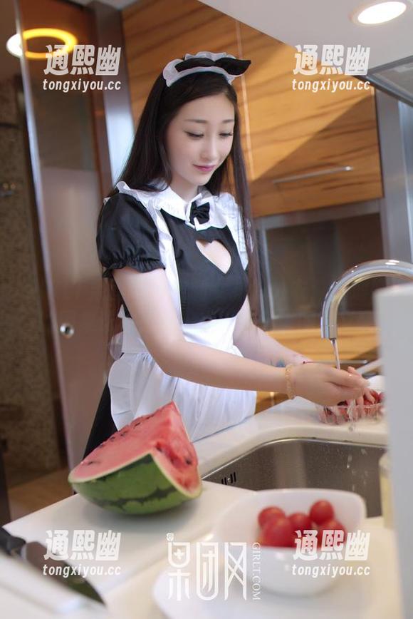 GIRLT果团网 - 定制女孩的外衣：陈迪娅的图集让你重新定义“优雅”的意义。