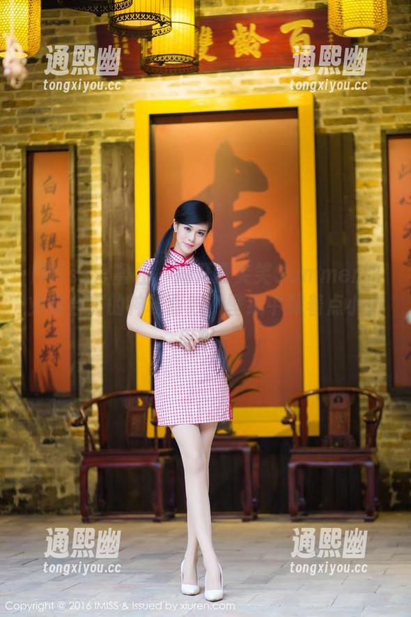IMiss爱蜜社 - 揭开夏笑笑Summer职业装合集的神秘面纱，壁纸中藏着点小俏皮呢～