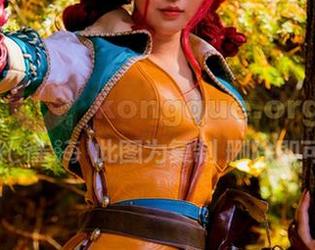MissWarmJ的黑色高跟靴套装,美图分享,听说这双靴子能让身材悄悄加分哦!
