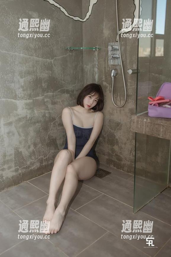 MyuA(뮤아)透明壁纸，原图的每一寸，都在无意中透着小心思。