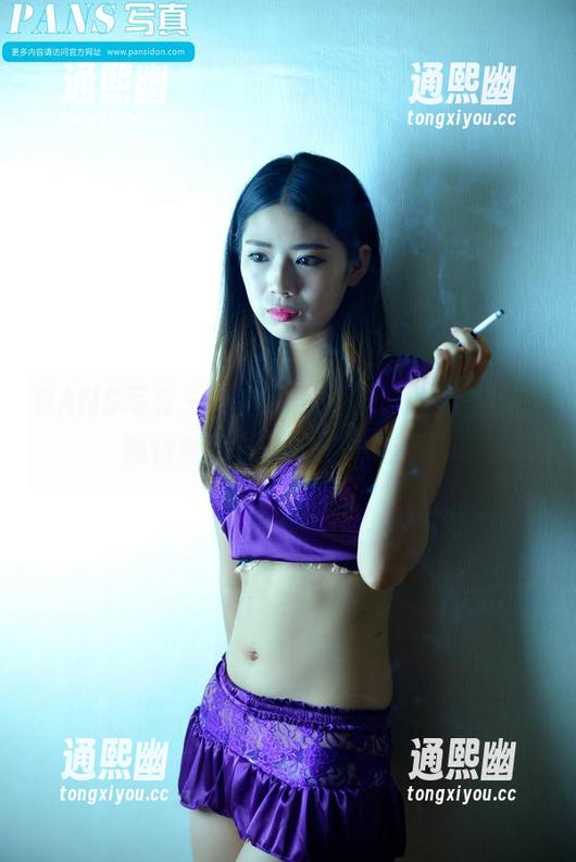 PANS写真 - 泳池里的橘子，高清美图的独特触感，不怕被淋湿哦！