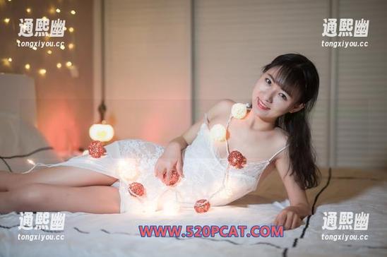 PDL潘多拉-梦心玥 PDL潘多拉 - 免费空姐模特秀,梦心玥在前,未登机的搭档都在后,套图轮流着来!