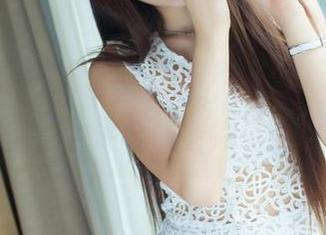 TGOD推女神 – 下载施忆佳的校园写真，免费奉上，也许会让老师多看你一眼！