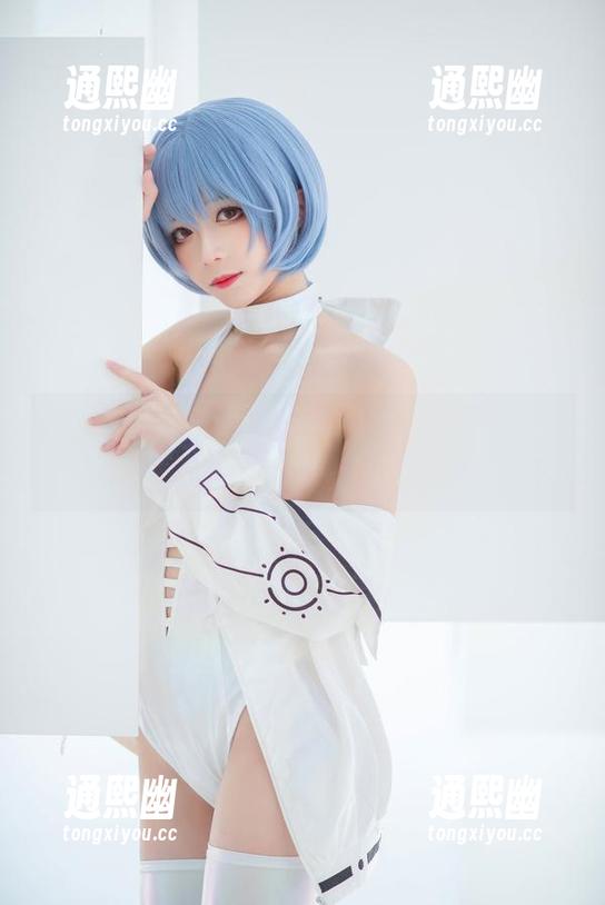 热门资源！Tomoyo酱和她的利兹魅魔：换衣服也能那么“有戏”和挑逗？