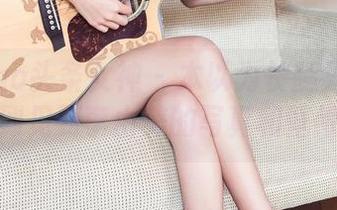 TouTiao头条女神 - 本以为长腿只是个概念,直到见到李由美的写真和壁纸!哈哈