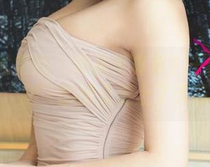 UGirls尤果网 - 网袜写真集?王恬恬让你对“腿”的想象走上了天花板