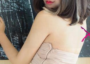 UGirls尤果网 - 最新双人合影,让田慕儿变身“我们俩”的最佳代言人!