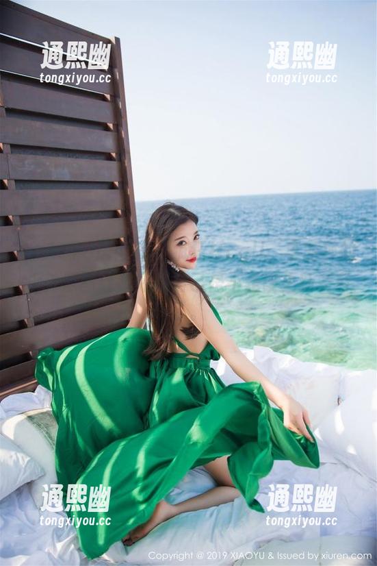 XIAOYU语画界 - 疯狂打Call，李丽莎的户外原图让我怀疑自己是不是该更新装备了。