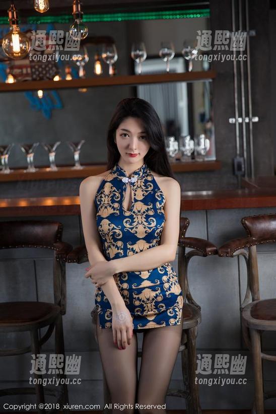 Xiuren秀人网-e宝小野猫 Xiuren秀人网 - e宝小野猫黑色写真,让我想起了那只精灵般的小猫!咳咳,继续看图集!