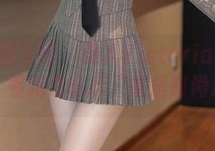 Xiuren秀人网 – 果儿Victoria的居家美图更新，看她怎么玩“家居时尚游戏”！