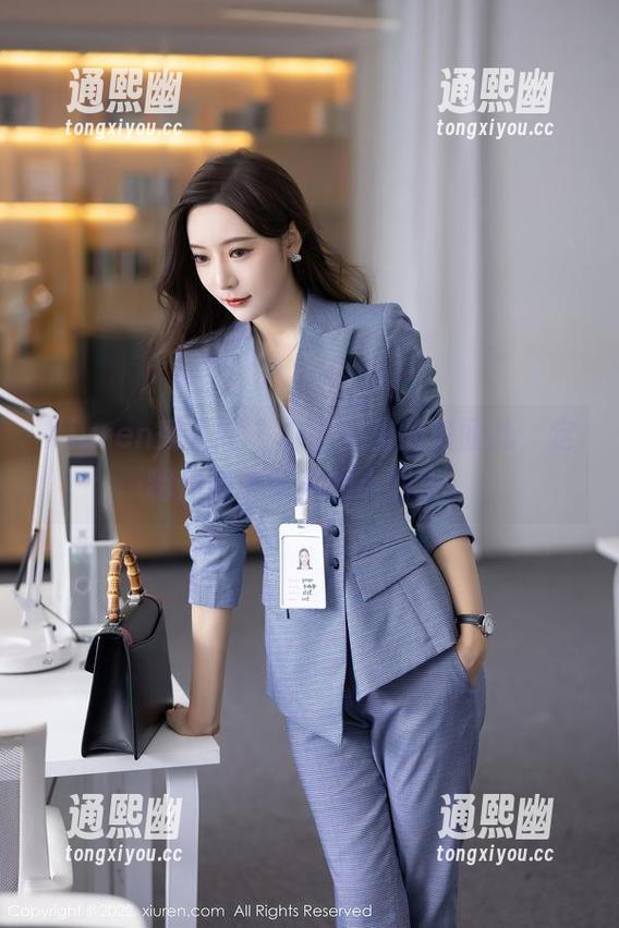 Xiuren秀人网-爱丽儿 Xiuren秀人网 - 办公室里的爱丽儿,定制作品中藏着的小调皮。