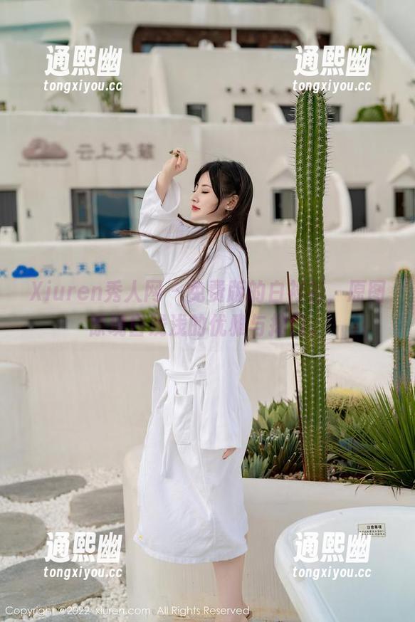 Xiuren秀人网-白浅浅 Xiuren秀人网 - 免费版的白衬衫,原图惊现白浅浅的优雅与拗口。