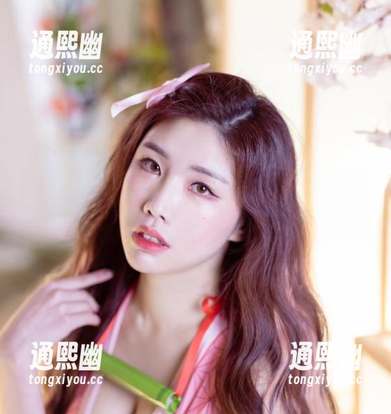 婚礼02的Yebin(전예빈)，cos得跟梦游似的，照片别太认真