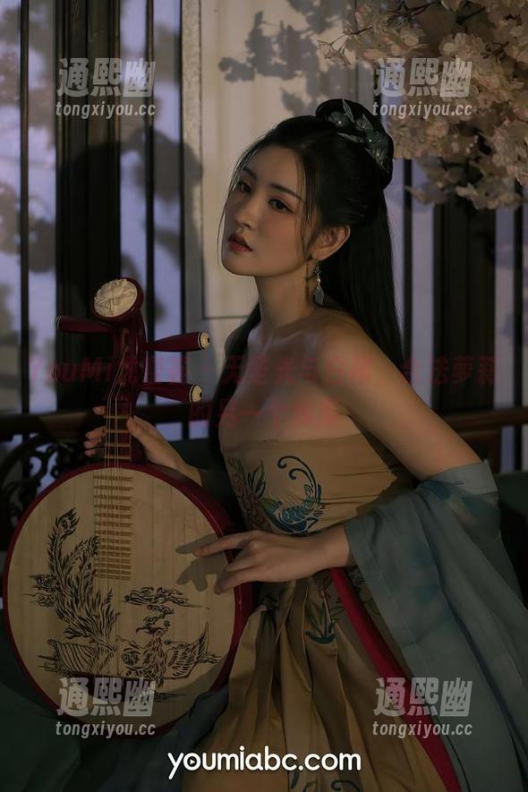 YouMi尤蜜荟 - 无圣光与白裙，合法萝莉的另一个维度