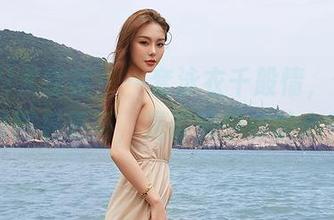 YouMi尤蜜荟 – 一套泳衣千般情，合法萝莉图包更新，是否戳中你的心？