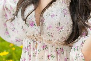 YouMi尤蜜荟 – 每一张葛征Model的职业装美图都是工作氛围的升华，赶紧来分享一下吧！