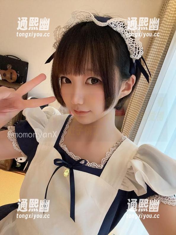 nagesa魔物喵的厨娘形象太抢眼了，看到图片，我仿佛都能闻到香味，突然觉得肚子饿了？