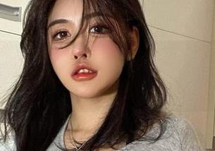 微密圈 – 于芷晴的连体衣游戏，照片里藏了什么？