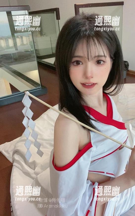 倦倦喵 柔软的倦倦喵,双马尾加持的无圣光法则!