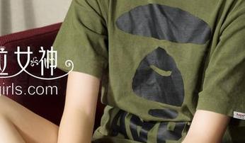 克拉女神 – 依娜丝短裤高清图片，别说我没提醒你，腿控心中必藏收藏夹。