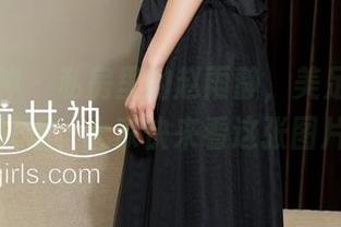 克拉女神 – 私房里的赵雨静，美足照出奇的好看，大家快来看这张图片！