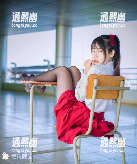 兔玩映画 兔玩映画最新出品:绝对领域,图片里的视角像是给我的小宇宙开了胡闹模式!