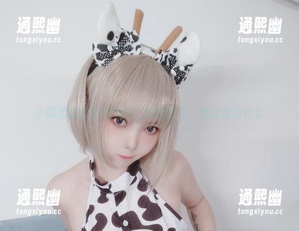 小狐狸潜伏在名赖弥七的作品中，想发现点什么