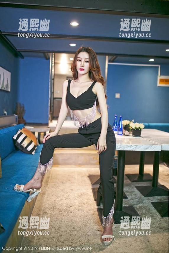 嗲囡囡 - 模特YOYO，这学妹成了我下意识想翻看的原图。