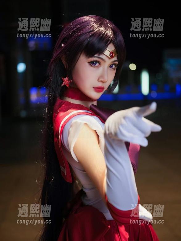 看！大梨子不是御姐的少女写真集，分享属于每个“少女”的一小步！