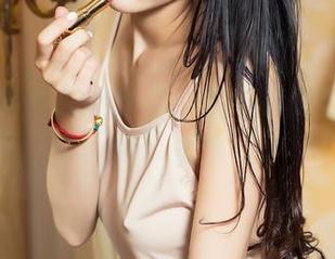 头条女神 – 高清作品：李丽莎用双马尾为自己加分