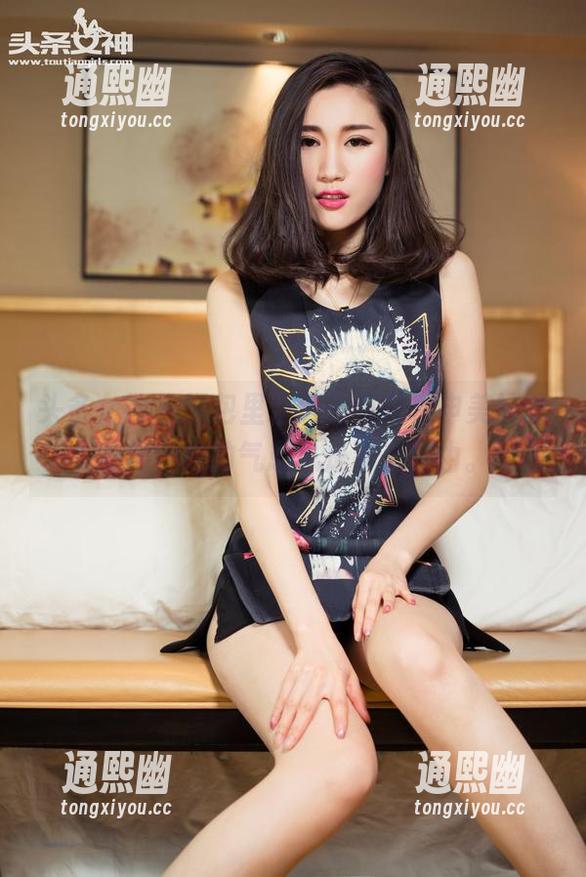头条女神 - 图包里精选的日常，申美嫣的方式，她的气息总是那么自由。