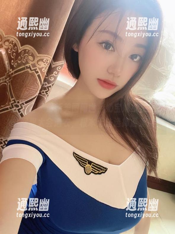 微密圈 - 最新美图问世，奶宝妹纸在试衣间里太会选衣，根本无法选择最爱！