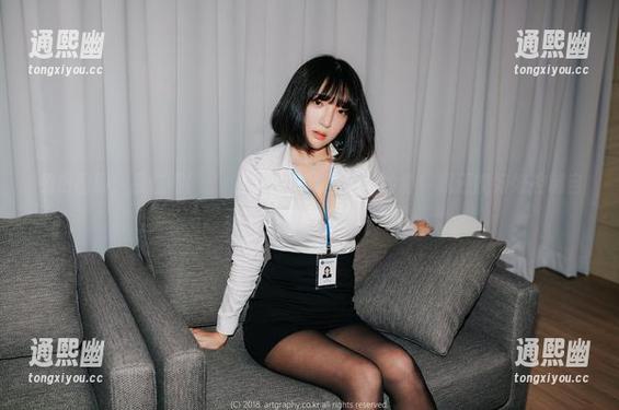 免费图册：姜仁卿(강인경)的白色比基尼，冷静！我还能好好控制自己吗？