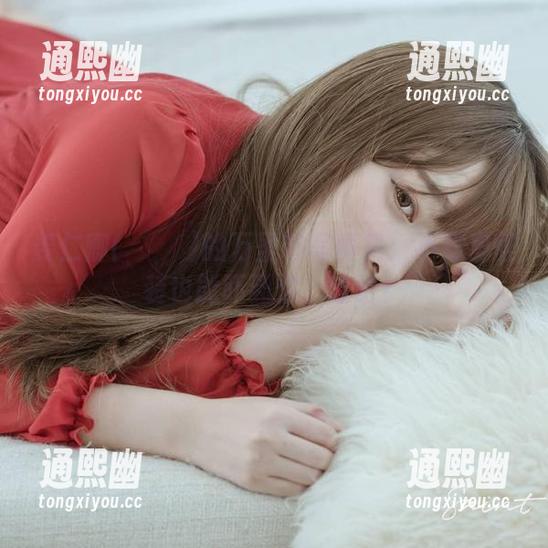 姜仁卿(강인경)的万圣节写真集：不穿鬼怪装也能吓到你，哈哈！