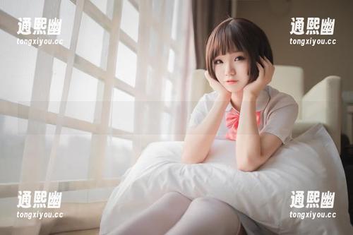 又一波宅夏yoko的黑丝美图更新，吃瓜的人可以排队了！