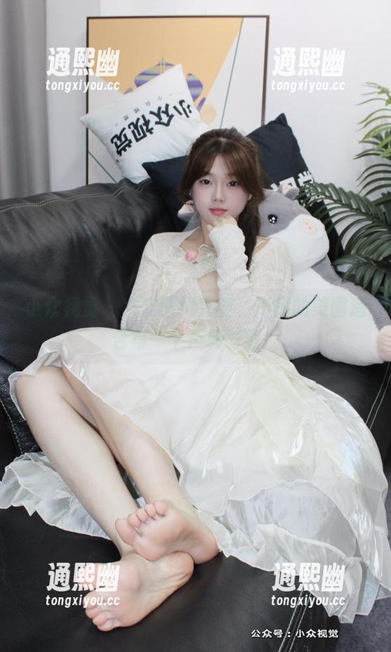 小众视觉-彤彤 小众视觉 - 女友画风突变,彤彤的美图适合每一个反转时刻!