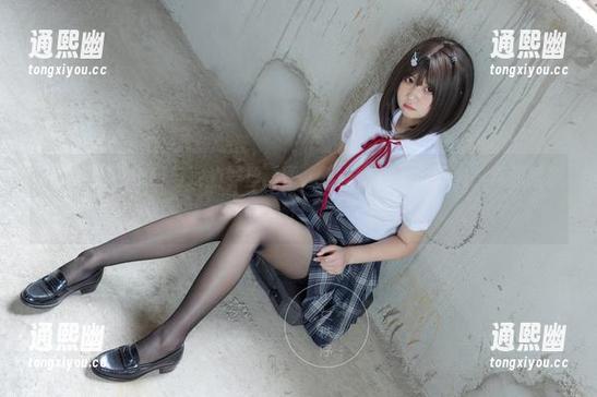少女秩序-小葵 少女秩序 - 小葵与她的黑丝美图,这一点都不低调啊,真想给积分!