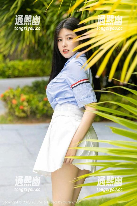 尤蜜荟 - “周妍希的校服，我开始琢磨漫画里那些隐藏的情节”——图库随思
