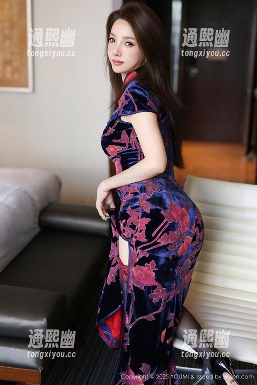 尤蜜荟 - 宋梓诺Bee的毛衣合集，无圣光+性感=难以抗拒