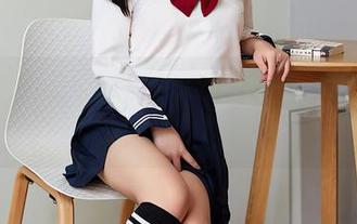尤蜜荟 – 这里是菲儿的JK写真，快瞧瞧怎么把简单的变得有趣