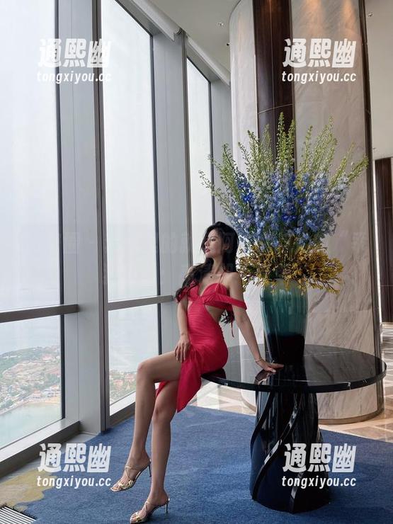 微密圈 - 套图里的就是阿朱啊与她的“乖狗狗”：高清却不简单
