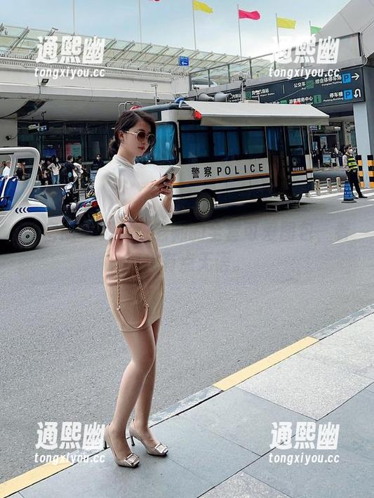 微密圈 - 又是张老师的全套可爱图包，看得我有点无语。