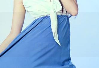 推女郎 – 有一种女王气质叫王依萌，全套写真下载后一定要抚摸屏幕，摸着摸着就成真了！