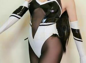 星野saori的95玉玲珑写真合集，警告：过于美丽，可能造成一时间失语！