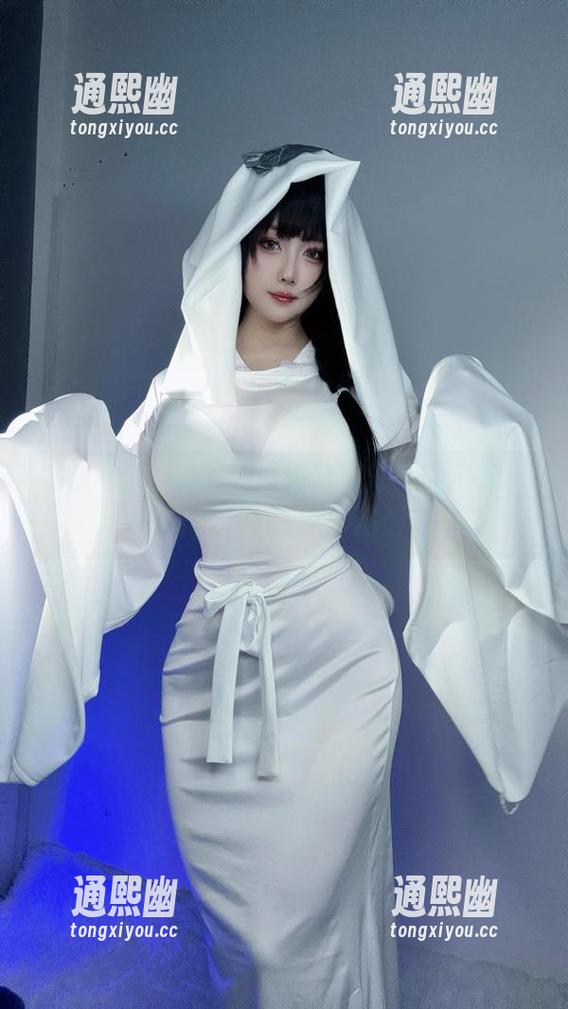 末夜787 网袜写真:末夜787沦陷在丝袜的海洋,你不要那么诱惑好不好?